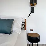 Bolyarski Izgrev - Panoramic View Old Town Apartment