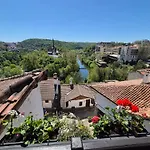 Bolyarski Izgrev - Panoramic View Old Town Apartment *