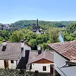 Bolyarski Izgrev - Panoramic View Old Town Veliko Tarnovo