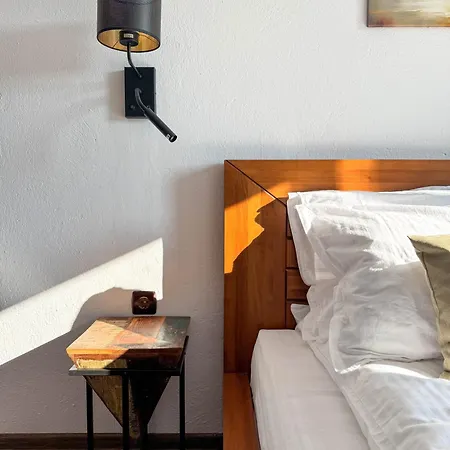 Bolyarski Izgrev - Panoramic View Old Town Veliko Tarnovo