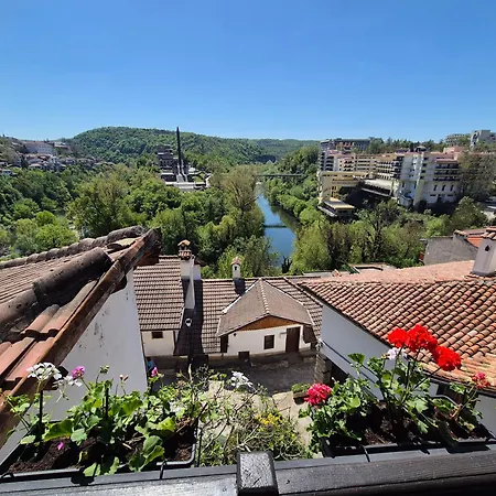 Bolyarski Izgrev - Panoramic View Old Town Apartment *