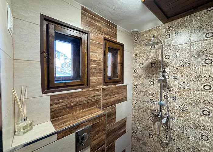 Bolyarski Izgrev - Panoramic View Old Town * Veliko Tarnovo