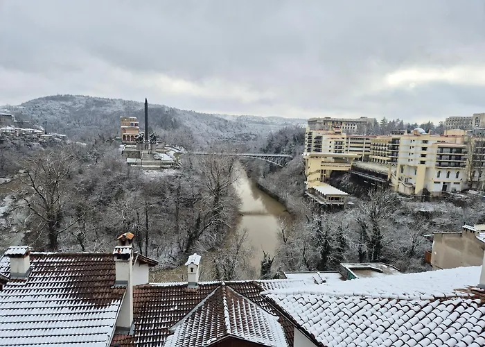Bolyarski Izgrev - Panoramic View Old Town Apartment *